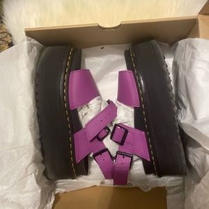 Doc Marten Sandals Platform (Voss Quad)